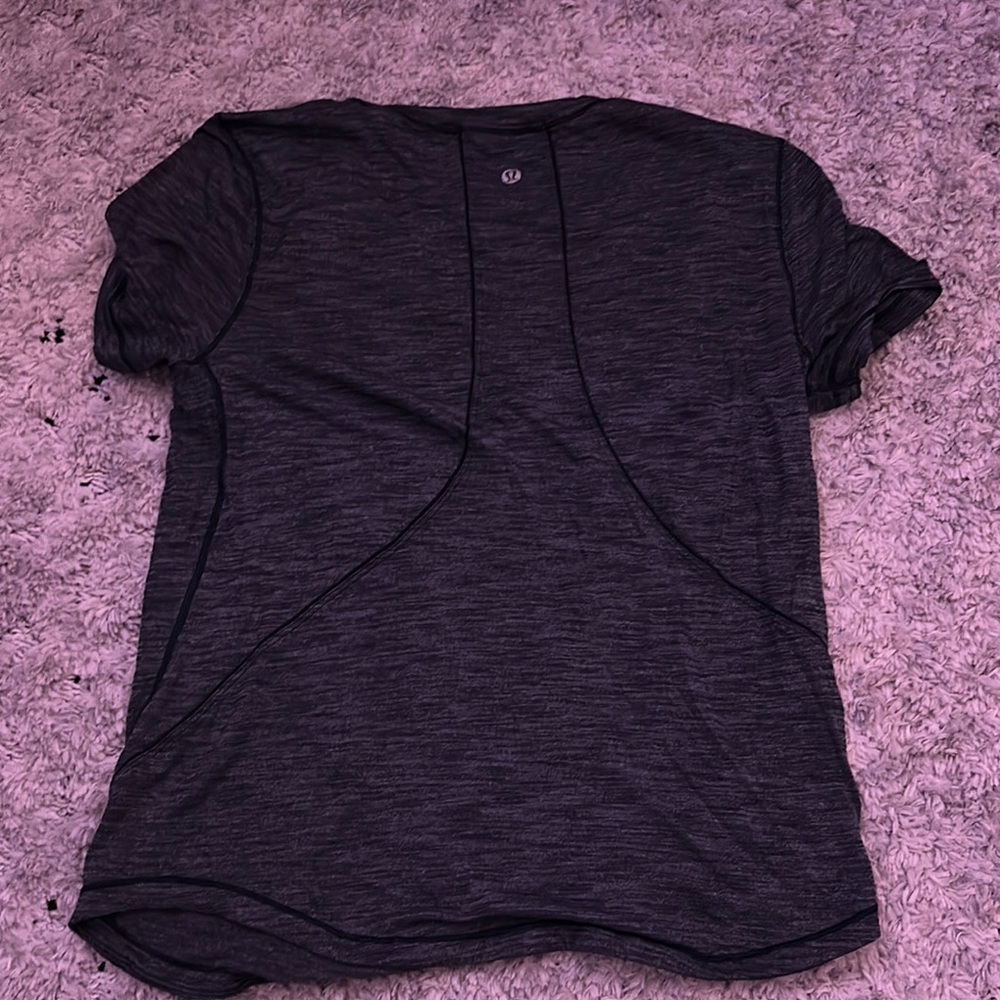 Lululemon size 6 Women's navy blue/gray top